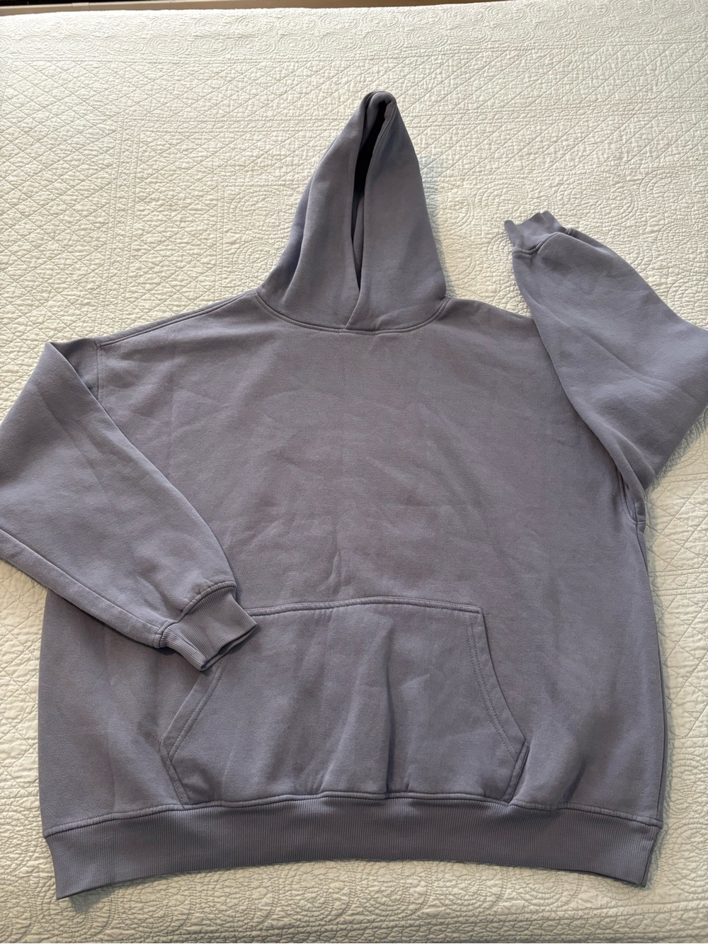 Dfyne x Lanyi hoodie. Size XL.